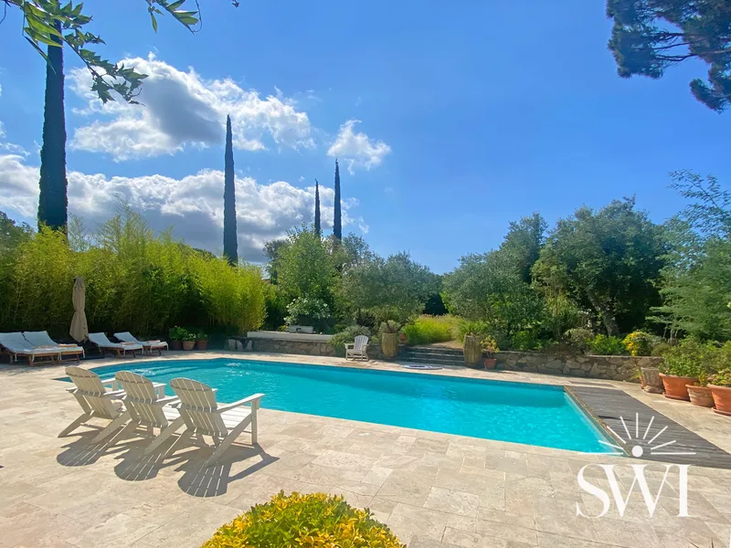 HIGH-QUALITY VILLA WITH HEATED POOL – GULF OF SAINT-TROPEZ