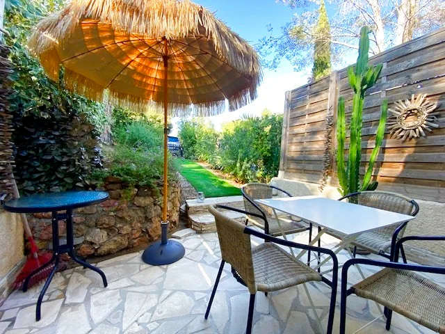 SOLD , CHARMING RENOVATED MAZET WITH GARDEN
