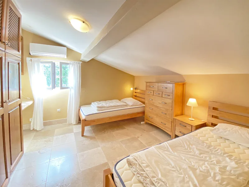 EXCLUSIVE LISTING – PROVENÇAL BASTIDE IN GRIMAUD, NEAR THE BEACH