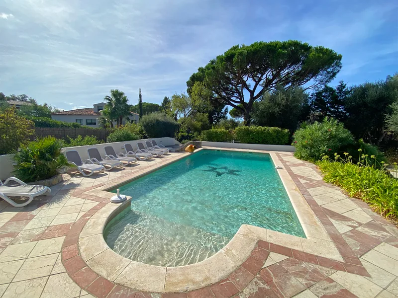EXCLUSIVE LISTING – PROVENÇAL BASTIDE IN GRIMAUD, NEAR THE BEACH