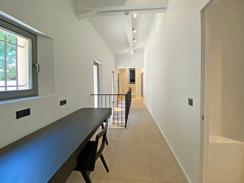 LUXURY JEWEL WITH MAGNIFICENT SEA VIEW, WALKING DISTANCE TO THE VILLAGE