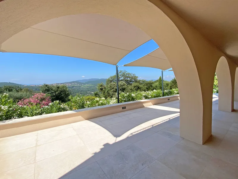LUXURY JEWEL WITH MAGNIFICENT SEA VIEW, WALKING DISTANCE TO THE VILLAGE