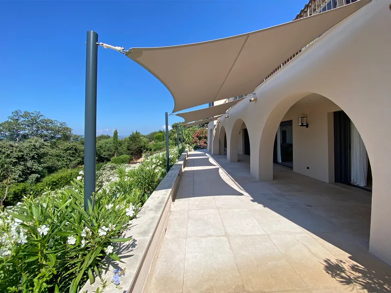 LUXURY JEWEL WITH MAGNIFICENT SEA VIEW, WALKING DISTANCE TO THE VILLAGE