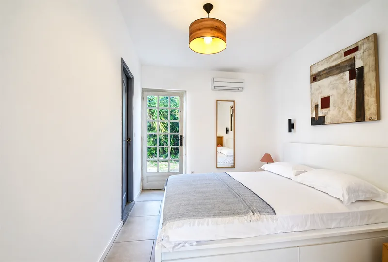 SEMI-DETACHED HOUSE TO RENOVATE IN RAMATUELLE – CLOSE TO BEACHES, SOUTH-FACING  DEUTSCH