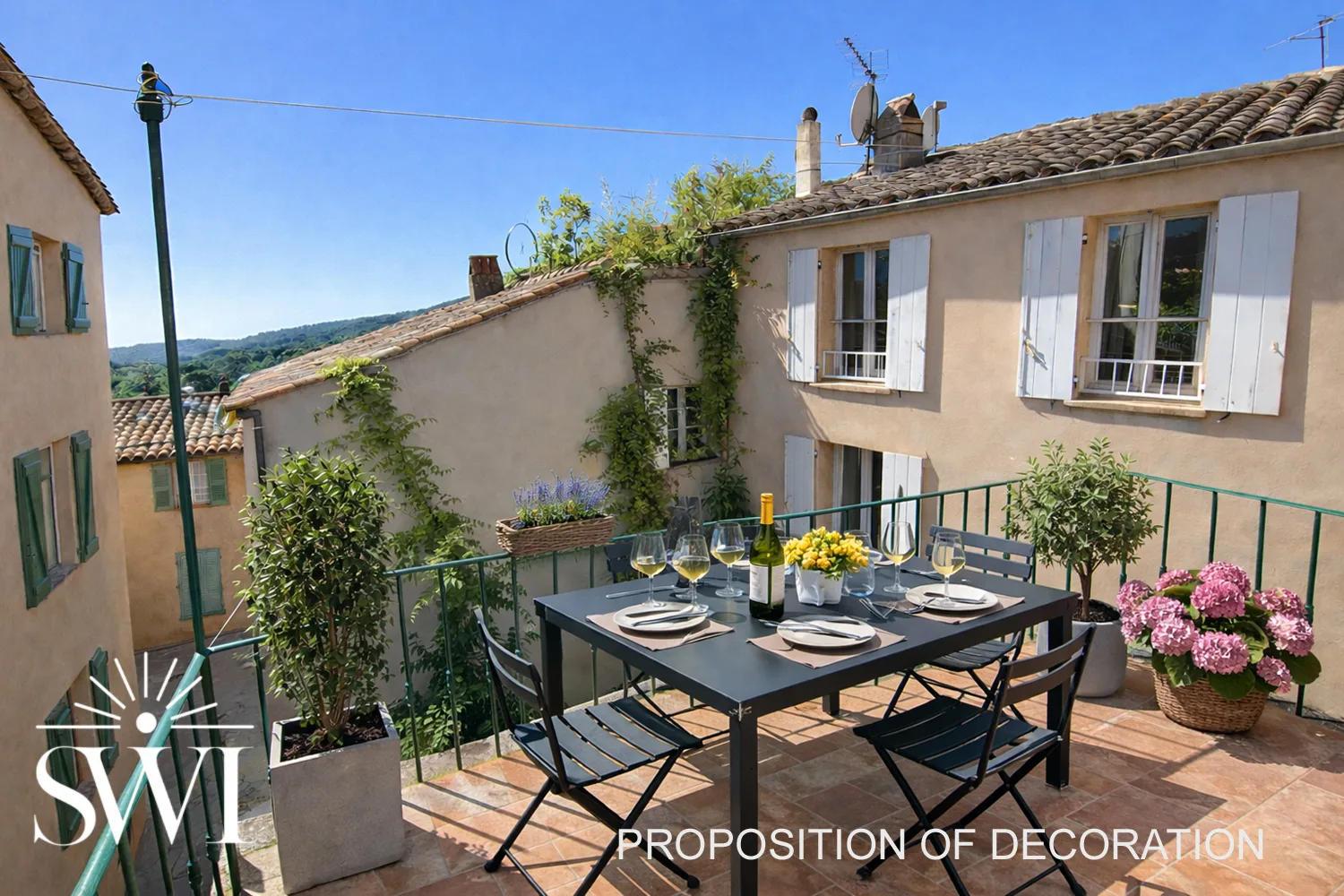 GEM IN THE HEART OF RAMATUELLE WITH SOUTH-FACING BALCONY