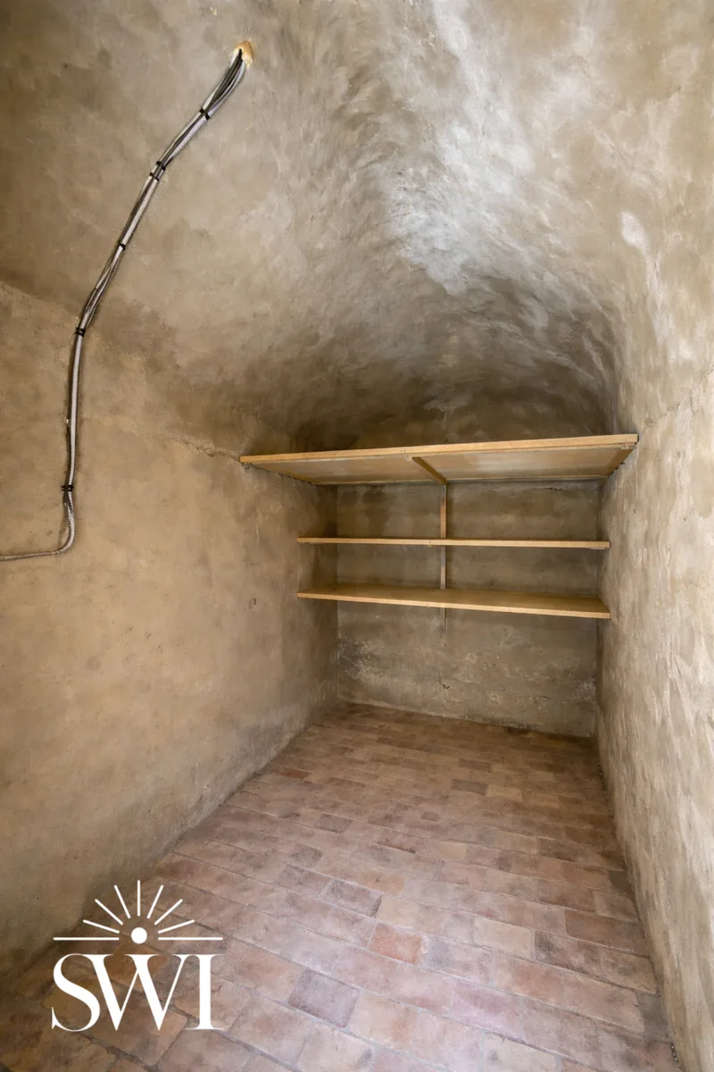 GEM IN THE HEART OF RAMATUELLE WITH SOUTH-FACING BALCONY