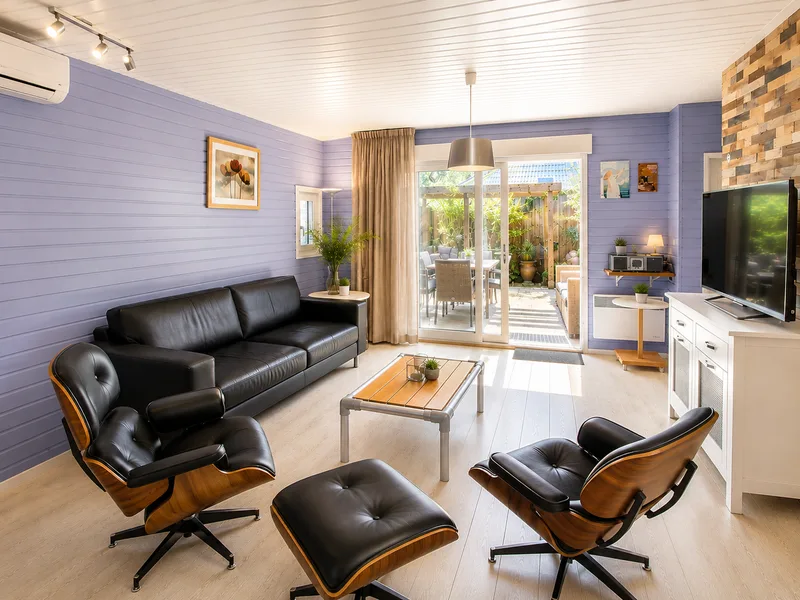 TURNKEY HOUSE IN A PEACEFUL SETTING WITH A SOUTH-FACING TERRACE