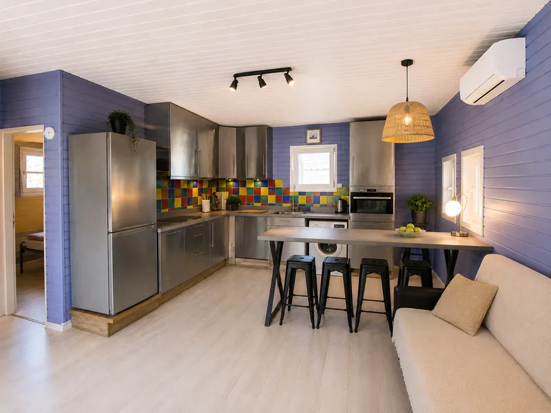 TURNKEY HOUSE IN A PEACEFUL SETTING WITH A SOUTH-FACING TERRACE