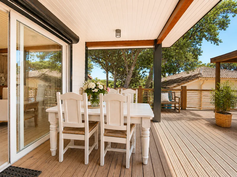 TURNKEY HOUSE IN A PEACEFUL SETTING WITH A SOUTH-FACING TERRACE