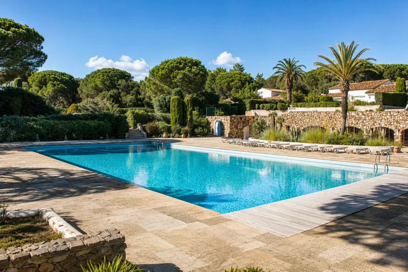 RAMATUELLE — APARTMENT WITHIN WALKING DISTANCE OF THE BEACH