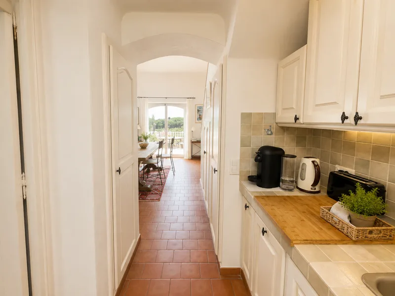 RAMATUELLE — APARTMENT WITHIN WALKING DISTANCE OF THE BEACH